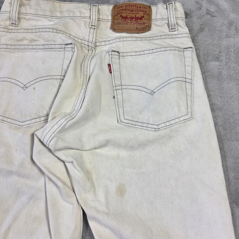 Vintage 70s Levis Made USA White Straight Leg Denim Jeans 29x34‎ Retro Thrashed